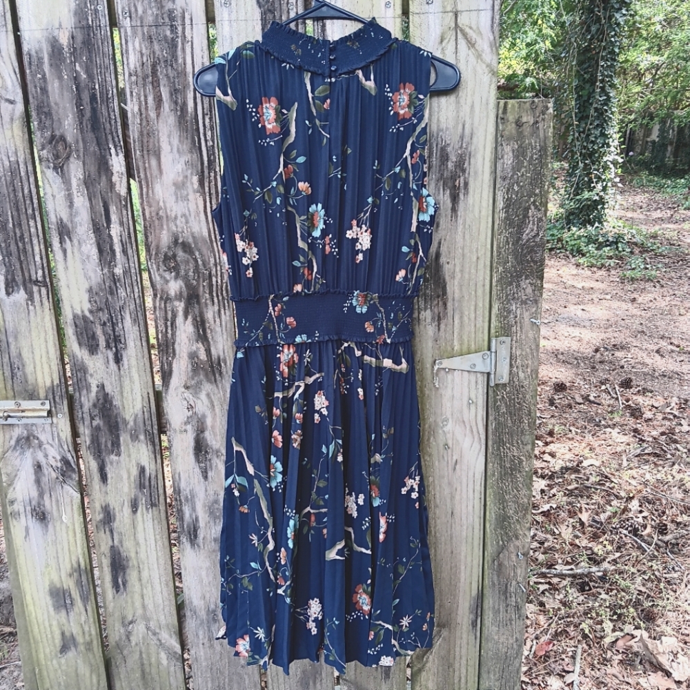 NANETTE NANETTE LEPORE Floral Navy Pleated Sleeveless Dress 14 - Picture 4 of 6